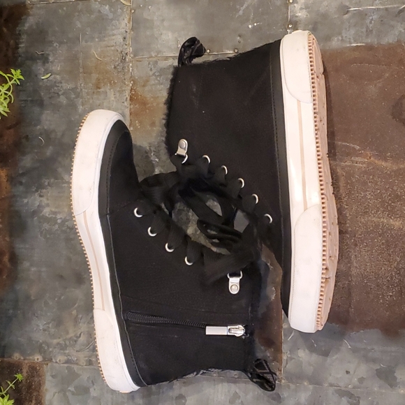 Roxy Black Ivan Fur High-Top Sneaker - Picture 13 of 16